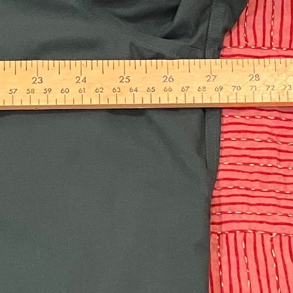 L.L.Bean men’s XL Tall traditional fit long sleeve button up green shirt - Picture 9 of 12